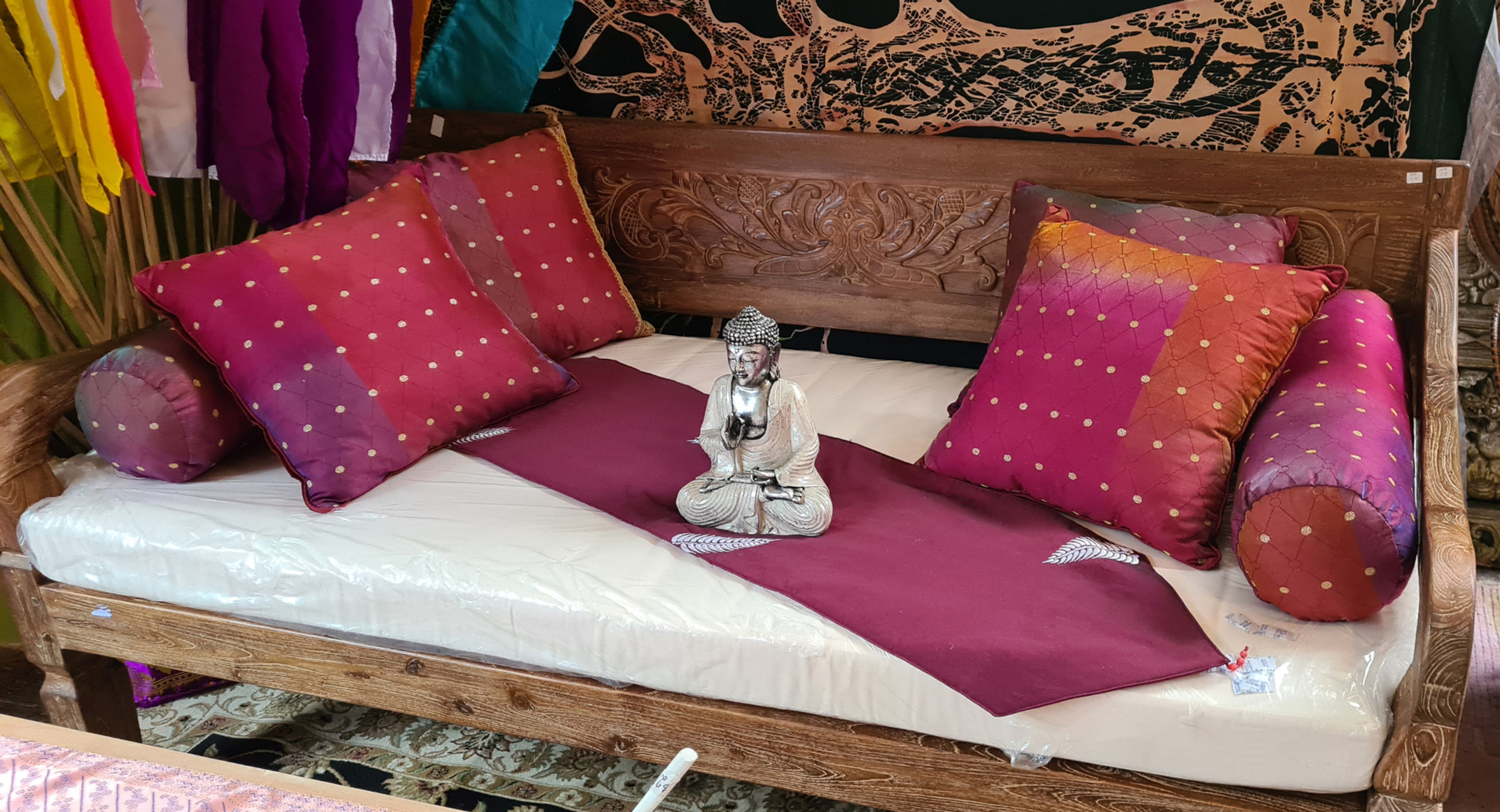 Solid Teak Daybed Rich Tan Flower Scroll Carving