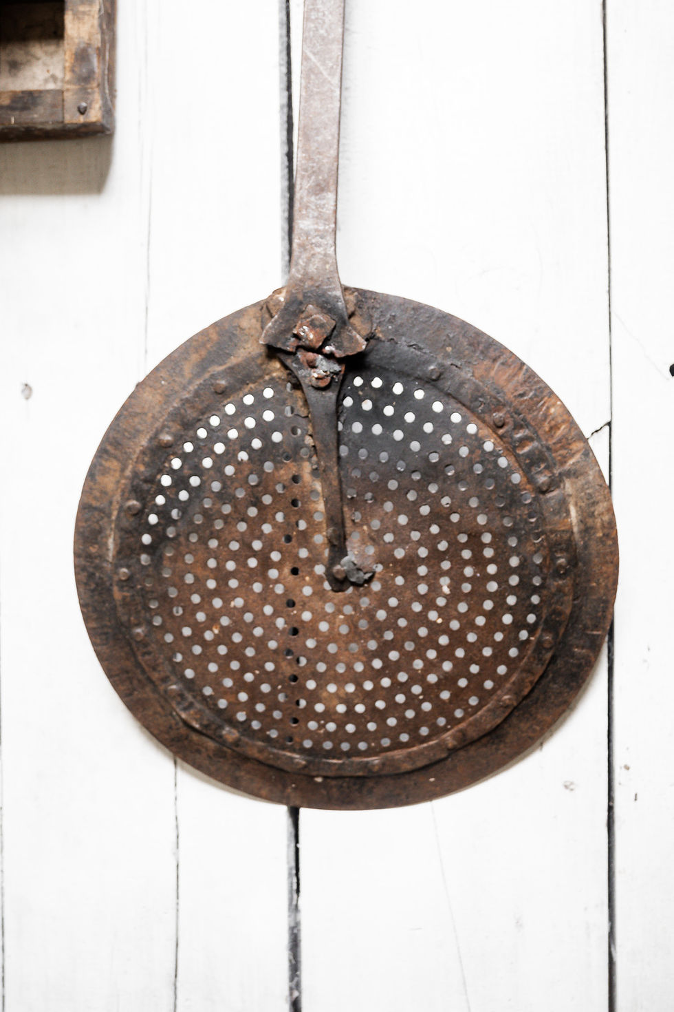 Thumbnail: Antique Metal Skimmers