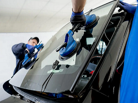 Superior Fresno Windshield Replacement Services – Avail For The Best