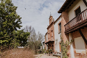 1.-EXTERIORES CASERIO DE LOBONES_-1133-1K0A5071-NATALIA IBARRA.jpg