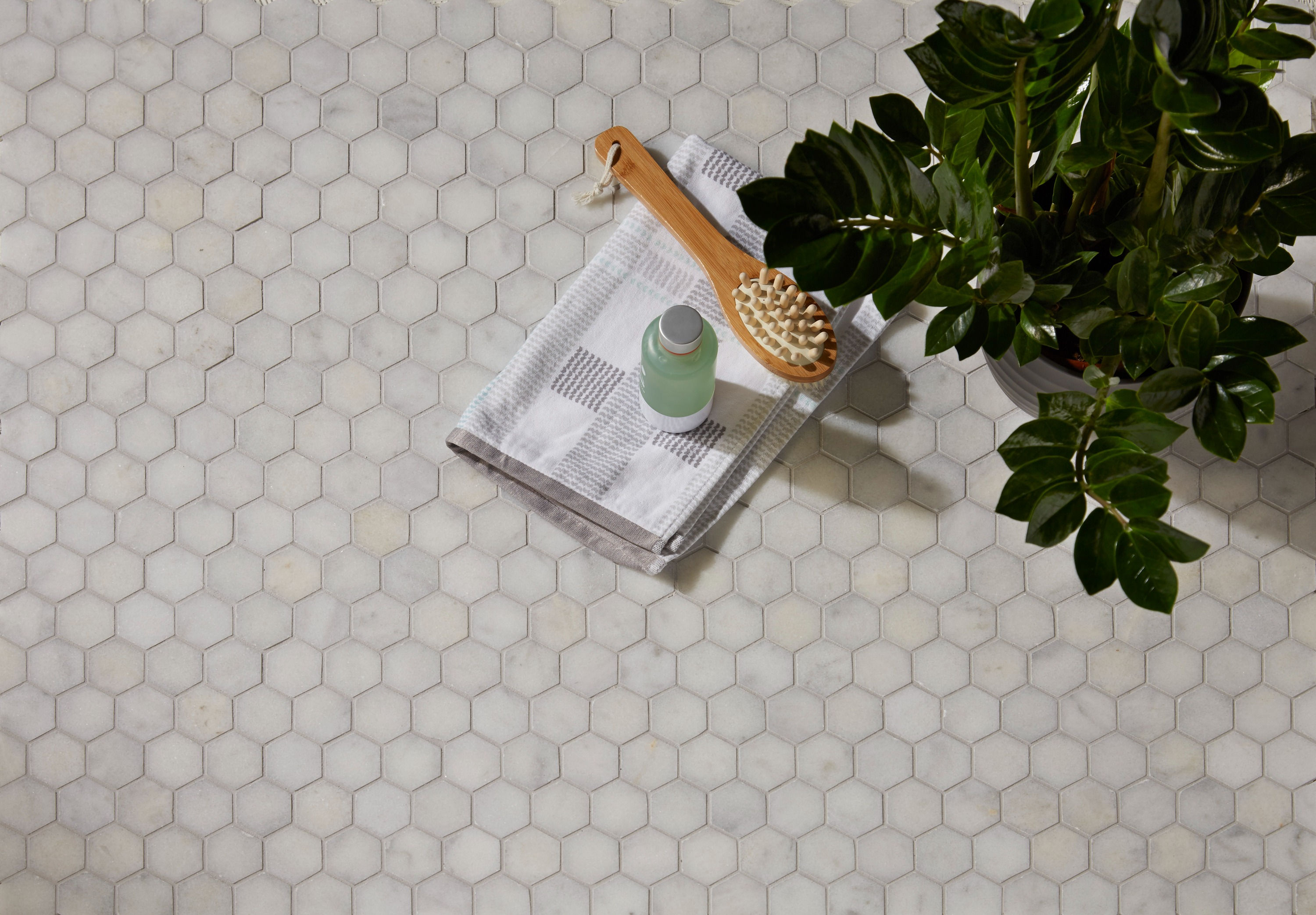Long Island Marble  Small Hexagon Mosaic
