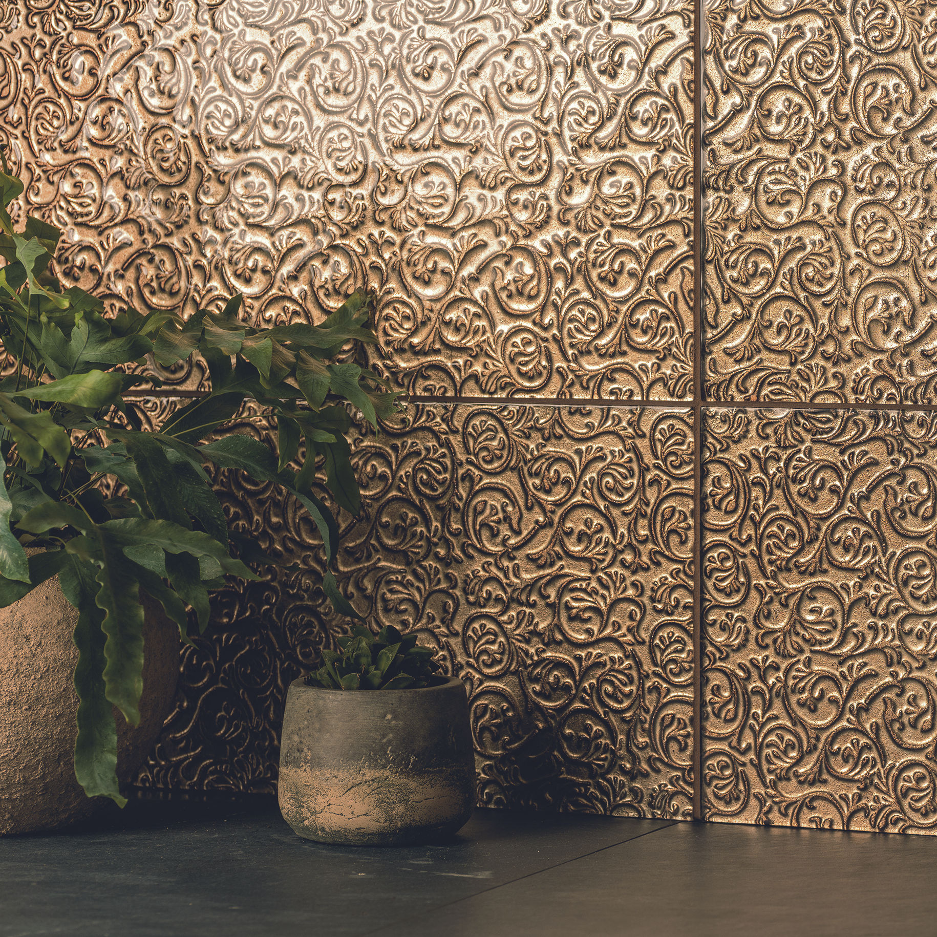 Amun-Ra Decorative Glass