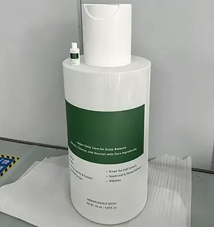 Custom-Giant-Bottle-Display-Prop -Manufacturer.-12.webp