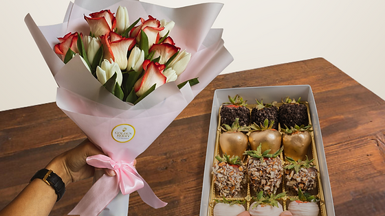 Bundle: Bouquet Tulips+ Roses & Docena Decorada