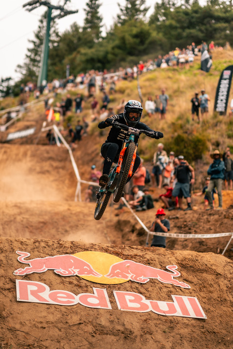 CWX_8_3_25-06162_web