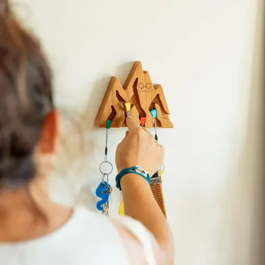 サムネイル： YY Vertical Key Holder Mountain