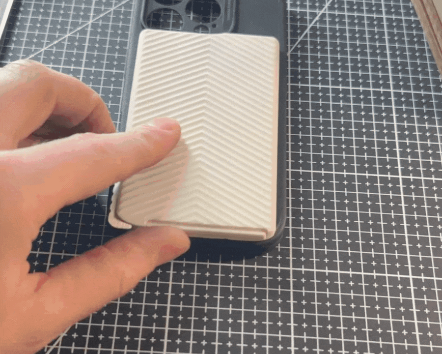Sanctum_Cases_GIF_900x720.gif