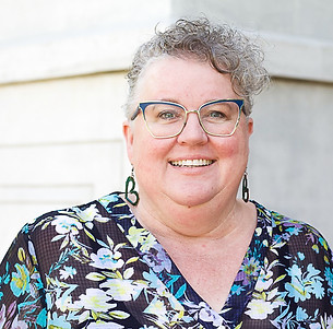 Shonna Headshots-4.jpg