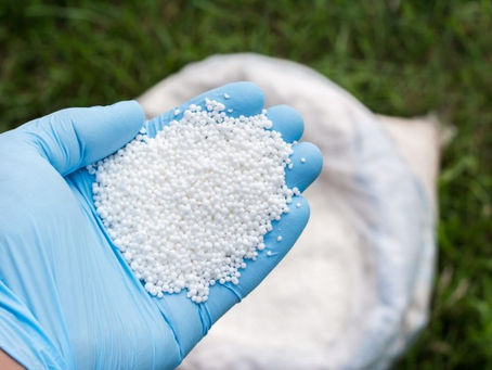Fertilizantes de ação lenta gerados a partir de nanotecnologia.