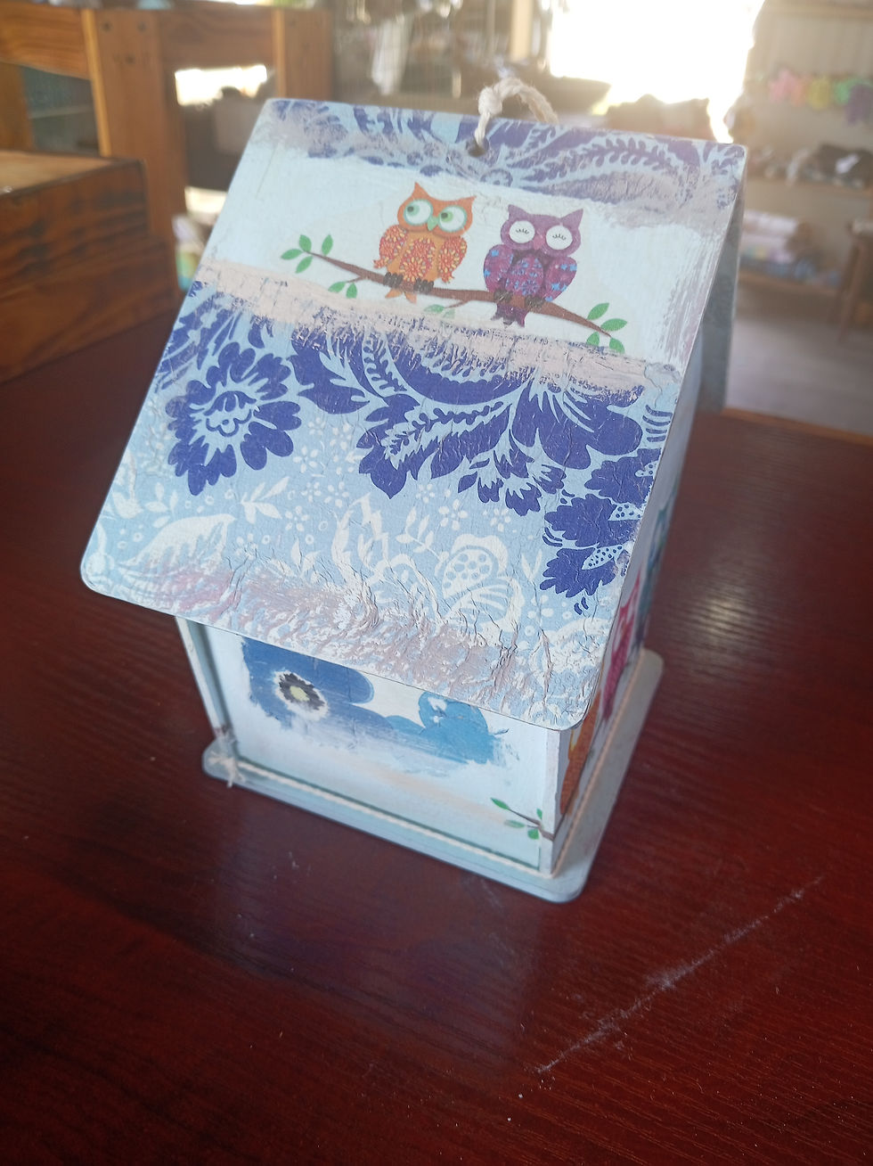 Thumbnail: Birdhouse