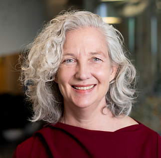 Headshot (Original) - Caroline Simard.png
