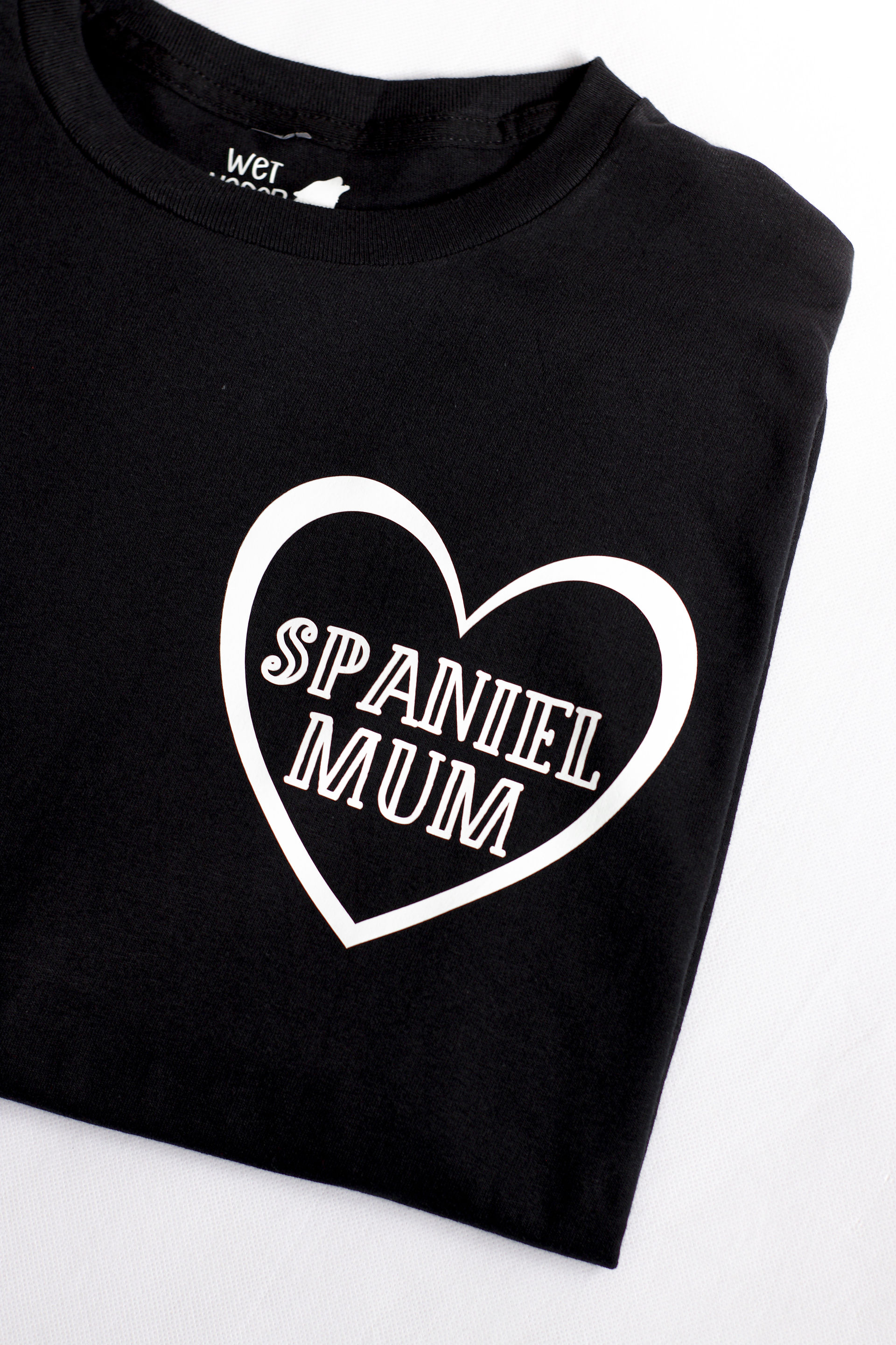 black tshirt with spaniel mum inside a heart