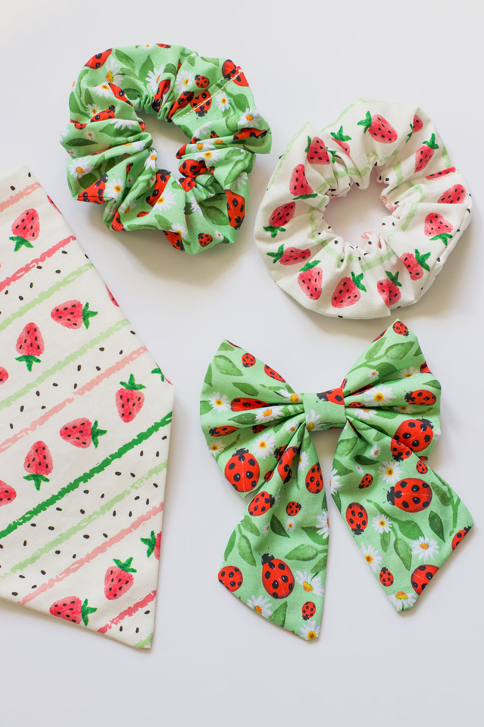 Thumbnail: Strawberry Seeds Bandana for Dogs and Cats