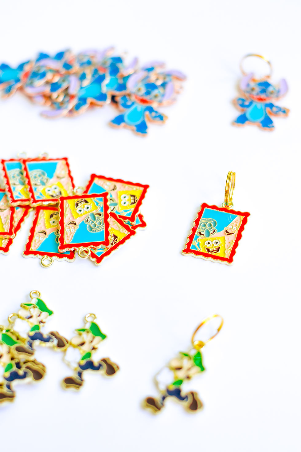 Thumbnail: Spongebob Collar Charms