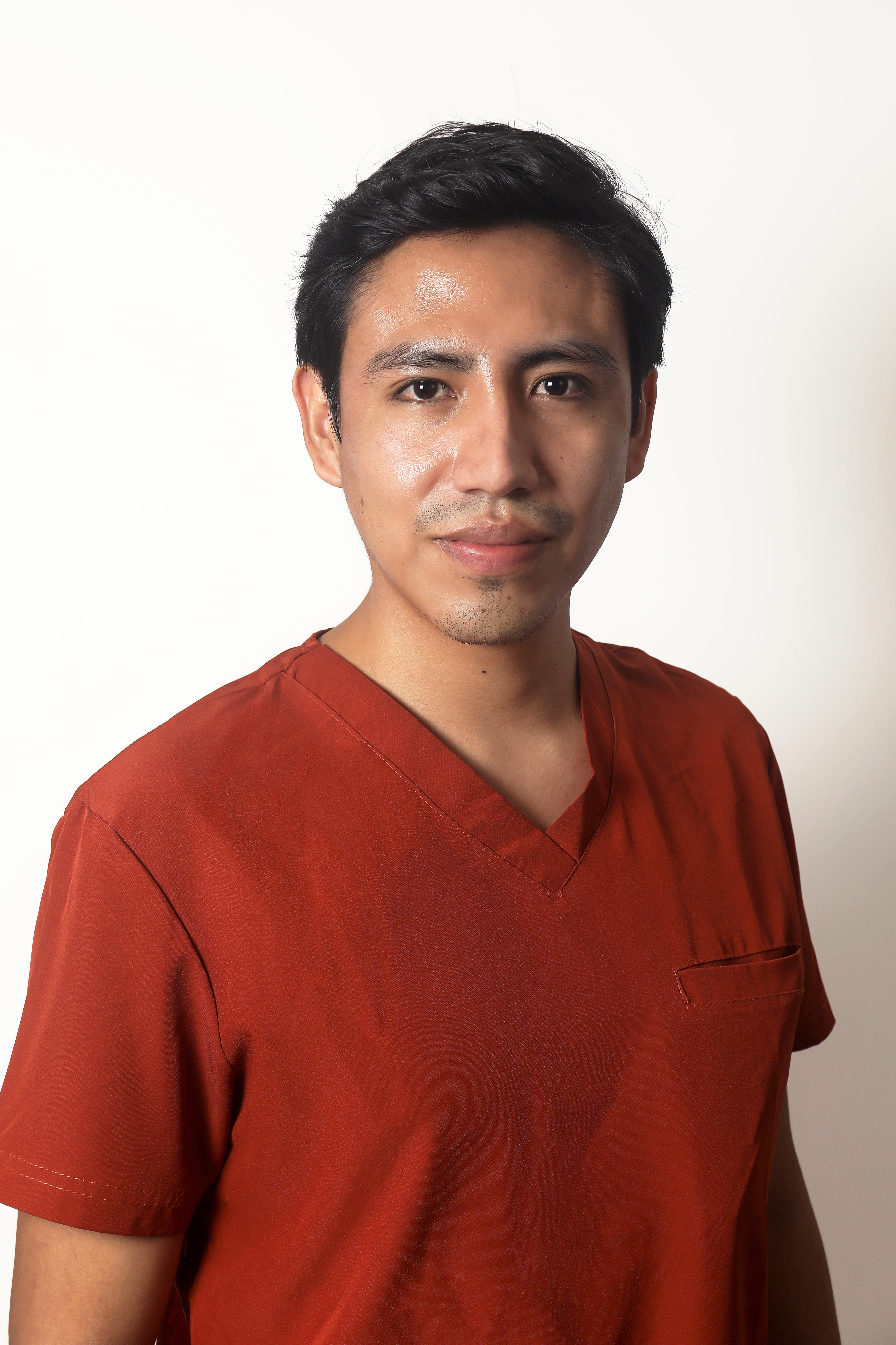 Dr. Alejandro Huaylla Fellow en Ecocardiografía.jpg