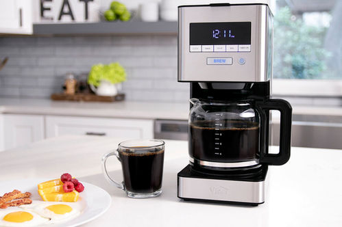Auto Pour Over Lifestyle Shot 10 Full.jpg