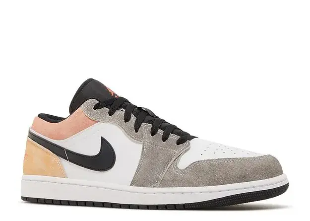 JORDAN 1 LOW FLIGHT CLUB SIDE VIEW