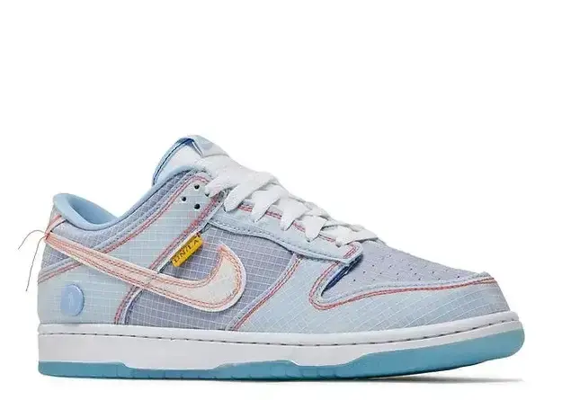 DUNK LOW UNION ARGON PASSPORT PACK SIDE VIEW