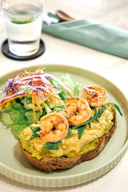 Avocado Shrimps Toast