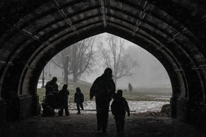 This Is Not the Way New Yorkers Normally Greet a Major Snowstorm