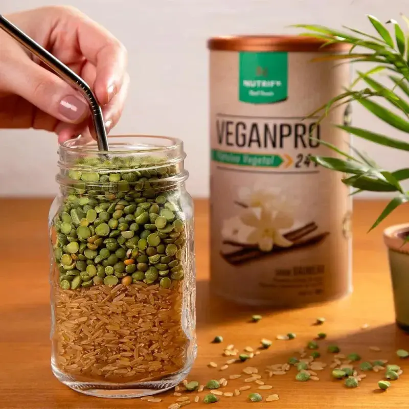 Foto de preparo do Whey VeganPRO Nutrify 450g | Proteína Vegana e Recuperação Muscular