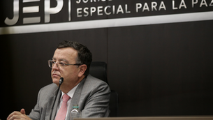 La JEP emitió su primera condena contra excomandantes de las FARC por secuestro.