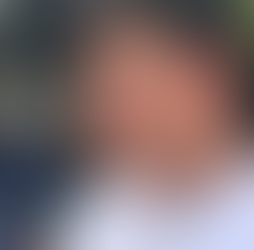 Indignación por video de joven llorando cuando le quitan su carreta de frutas