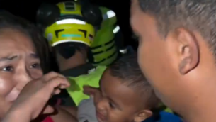 El reencuentro de una familia que fue rescatada en medio de las inundaciones en Córdoba