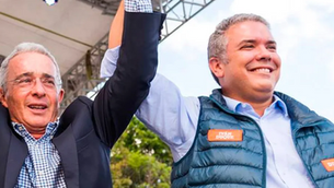 "Es inocente": Duque defiende a Uribe tras condena a 12 años de prisión
