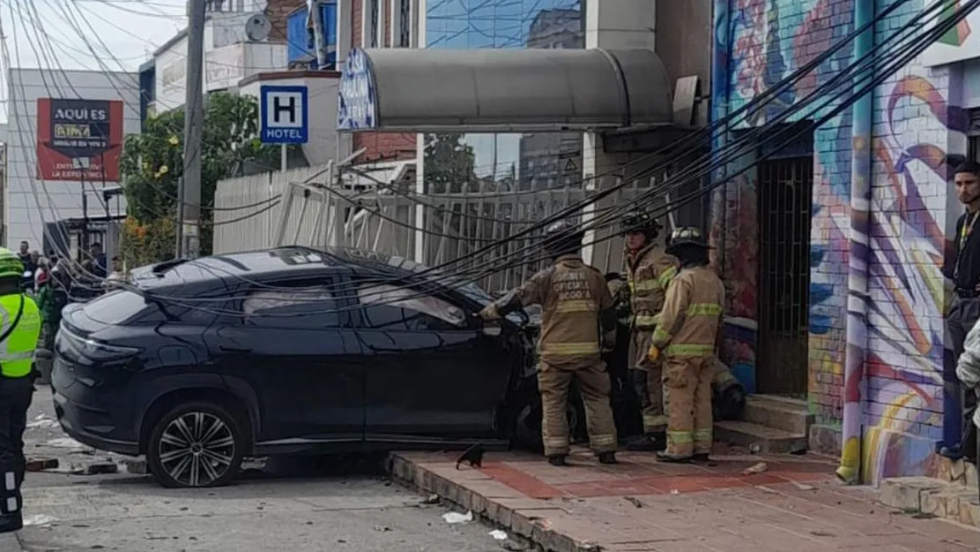 Identifican al conductor de 20 años involucrado en fatal accidente en Bogotá