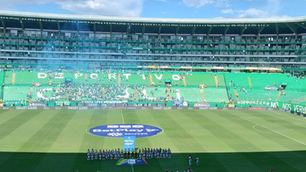 Poca asistencia en la final del fútbol femenino causó indignación