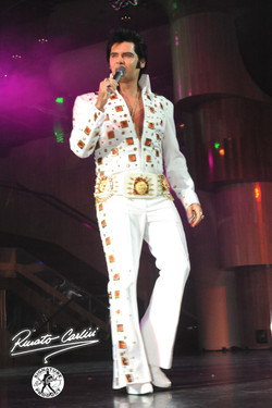 ELVIS COVER RENATO CARLINI