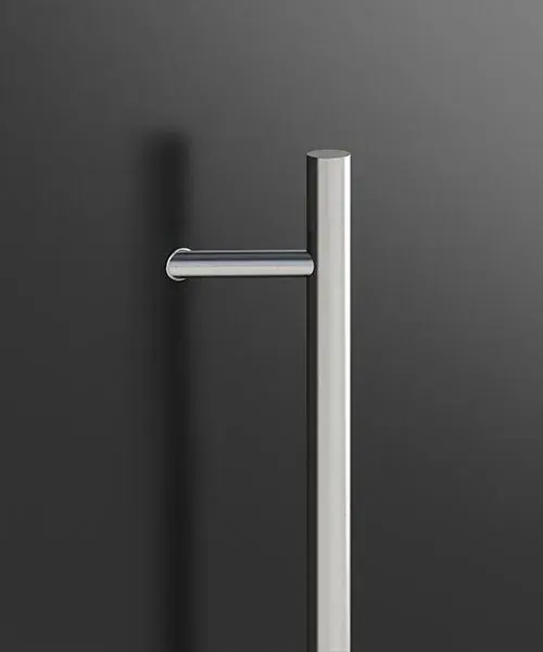 Tirant de la porte d'entrée P45 (inox)