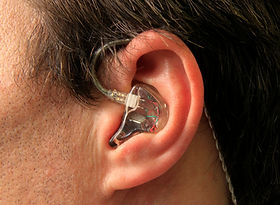 Wireless in-ear monitoring system