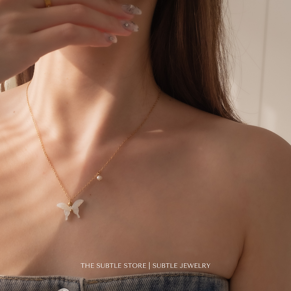 Thumbnail: (防水) Shell Butterfly  | 18KGP NECKLACE