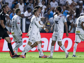 Rollheiser decide no fim, Santos vence o Palmeiras e sai do Z4