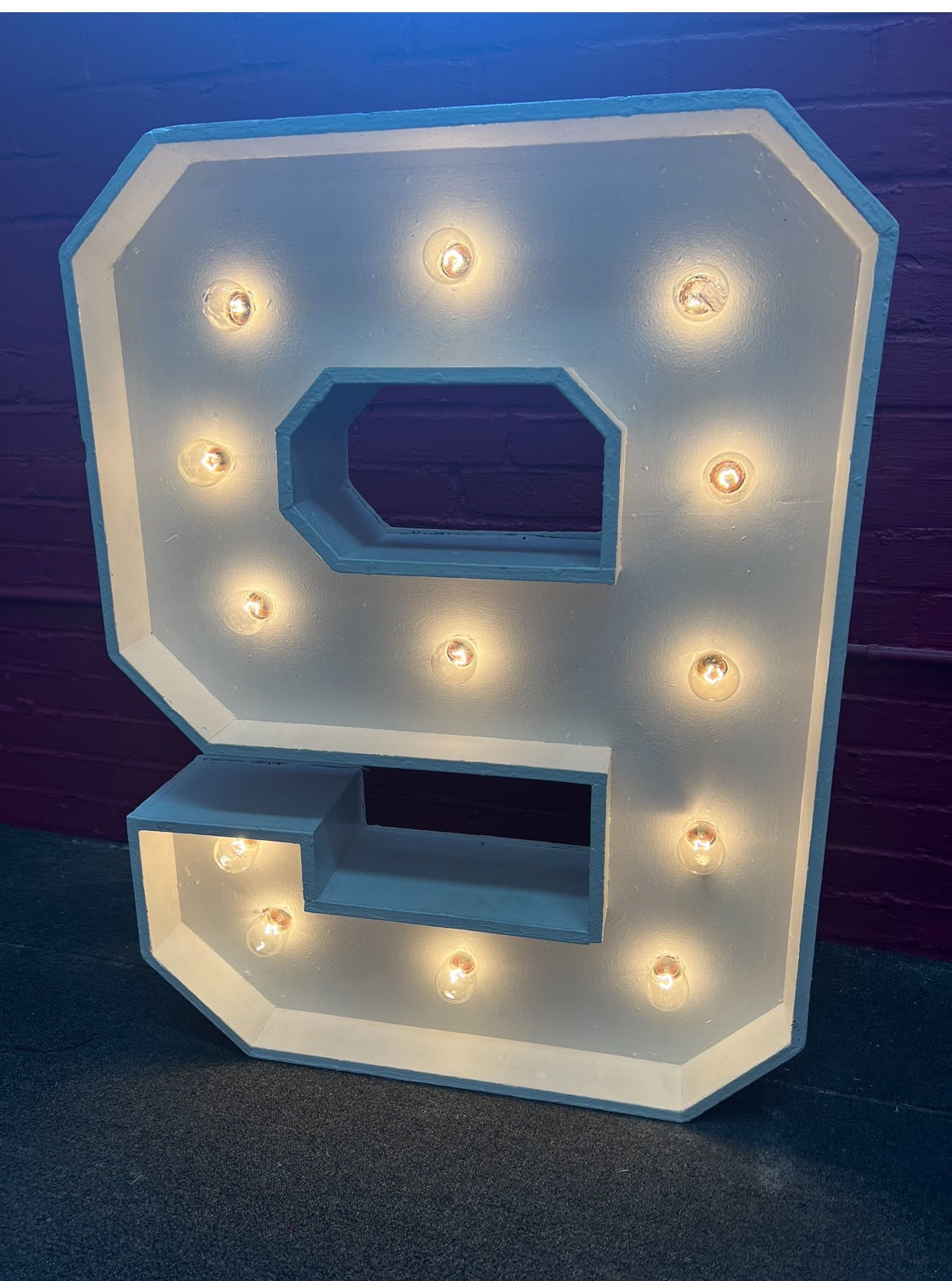 Marquee "9" 3ft Number