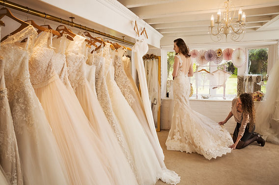 How to Book the Perfect Wedding Dress Appointment How to Book the Perfect Wedding Dress Appointment