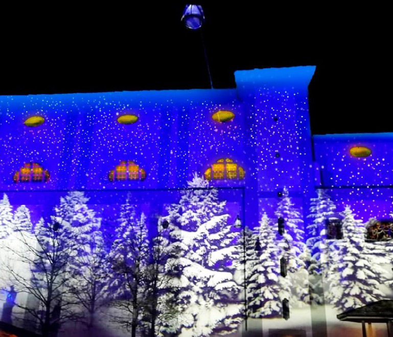 Thumbnail: Proietta Impressive | IP54 välitingimustesse | 100,000+ lm | lääts 2-4:1