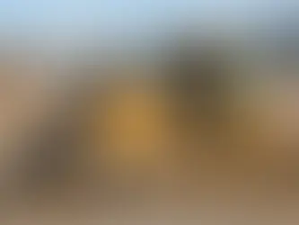 Dozer operatör belgesi gereken şantiye alanında çalışan dozer operatörü