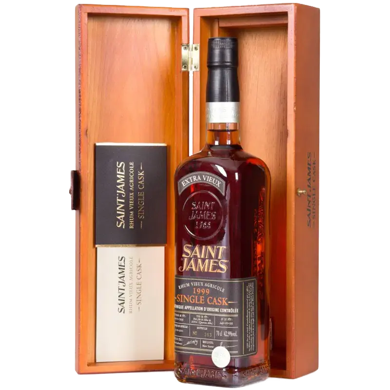 Bouteille de vieux rhum agricole de Martinique SAINT JAMES Single Cask 1999 42.9° dans coffret