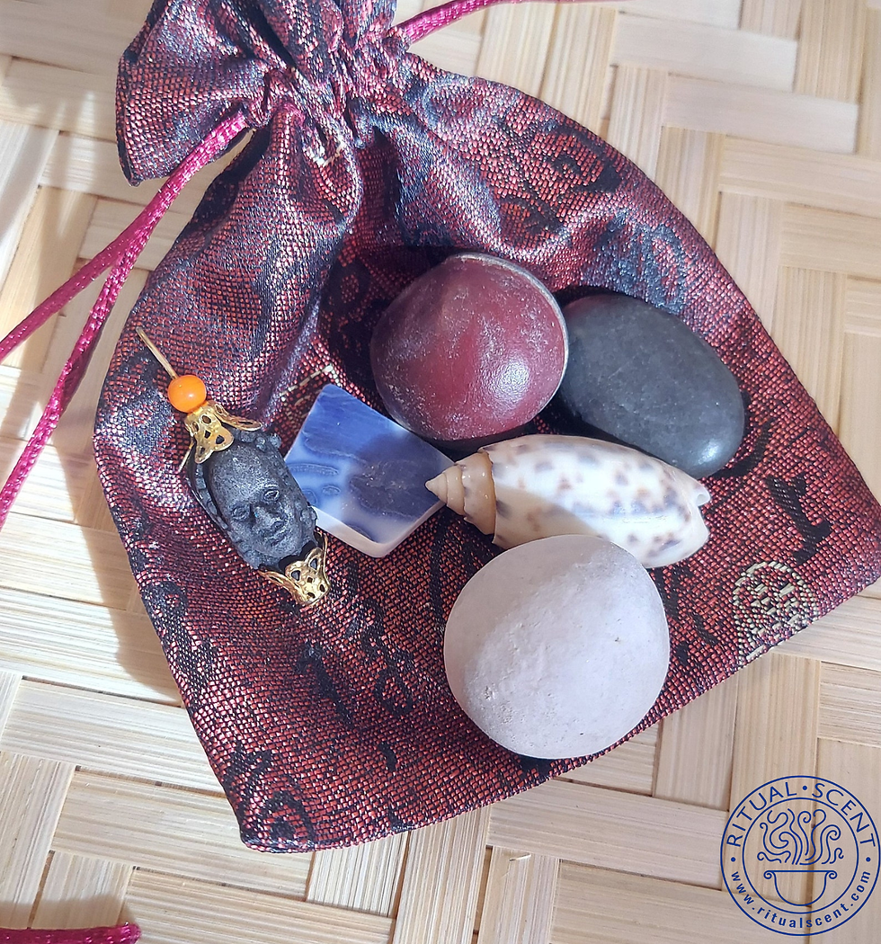 Thumbnail: Ibo Divination Set