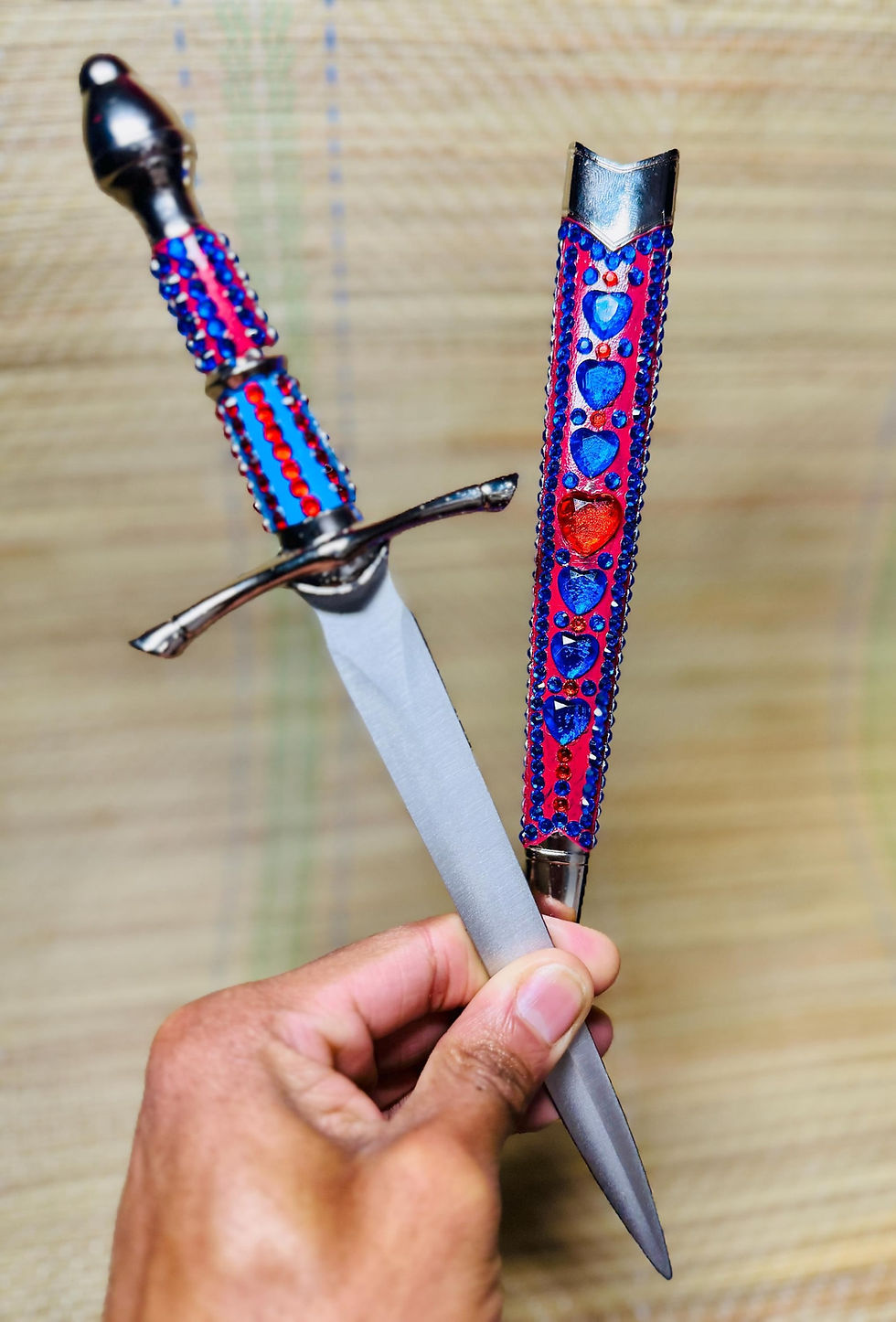 Thumbnail: Erzulie Dantò Ponya Dagger 13–14