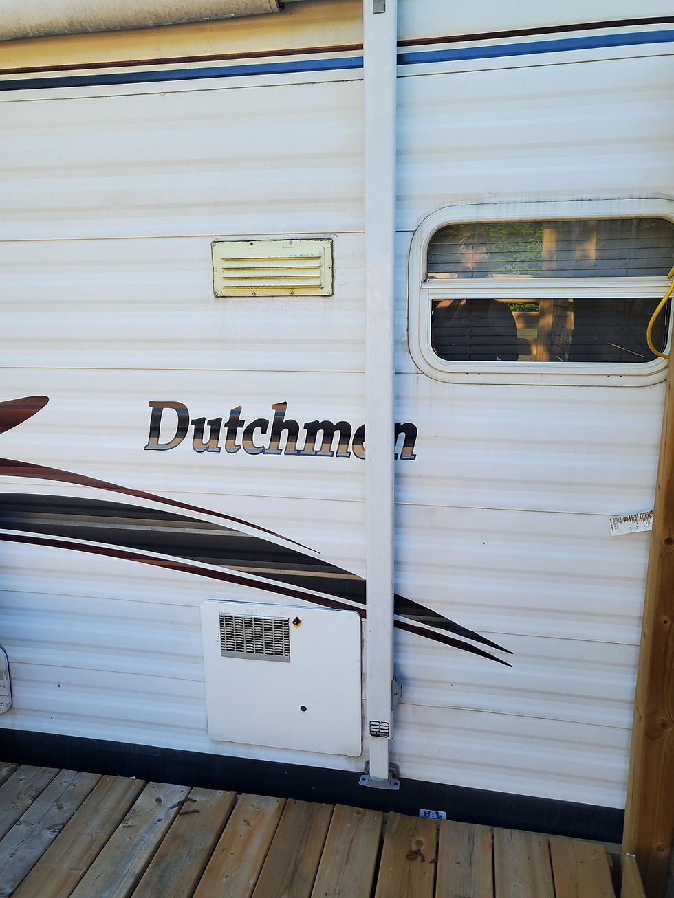 Thumbnail: 2005 Dutchmen