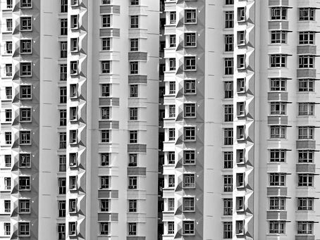 Living in multiple place pro and cons