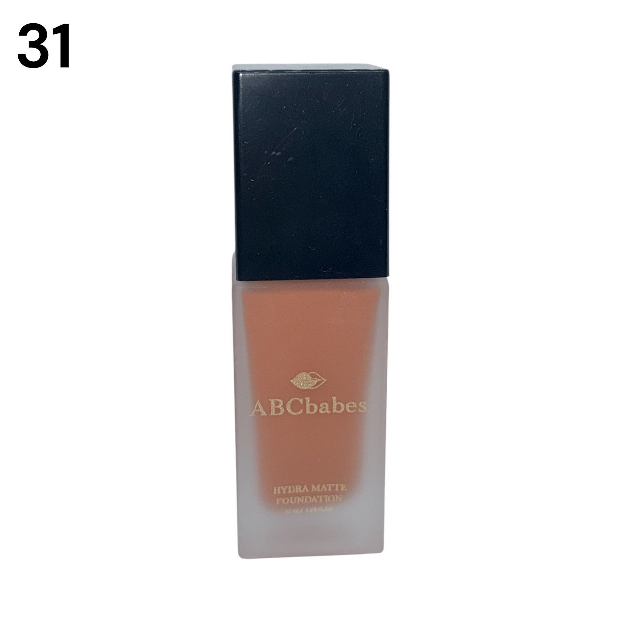 ABCbabes deep tan shade #31 with golden warm undertones with hydra matte flawles