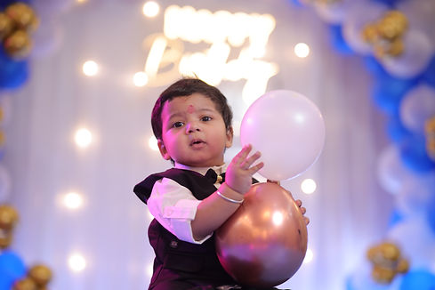 birthday-boy-chrome-balloons-neon-sign-portrait.jpg