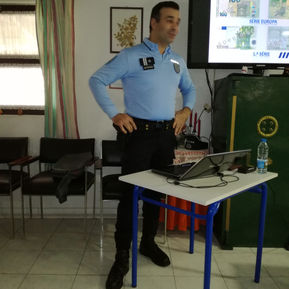 Palestra da PSP sobre Burlas e Violência contra os idoso