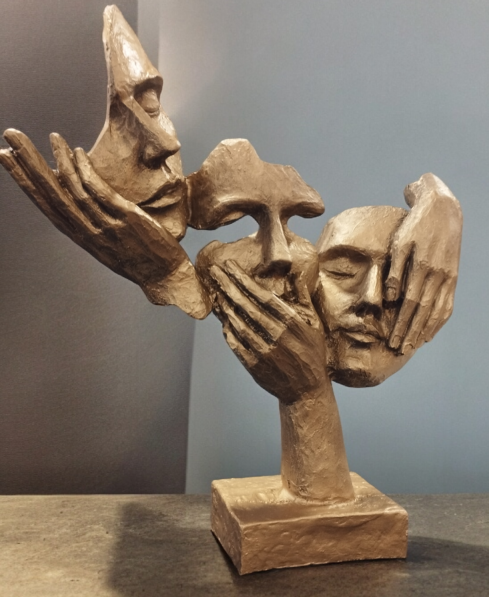 Thumbnail: Abstract Face Mask Statue
