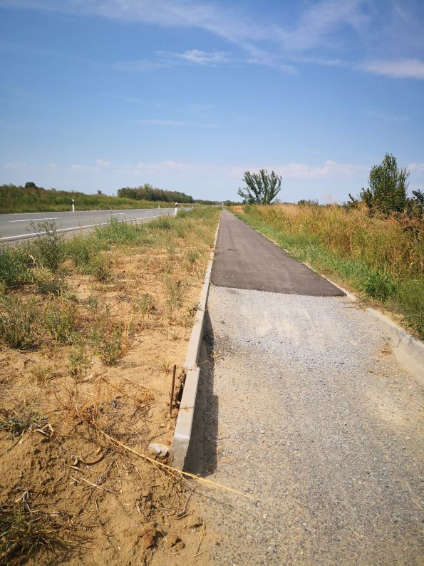 Beginn eines Radweges - Fortsetzung folgt?